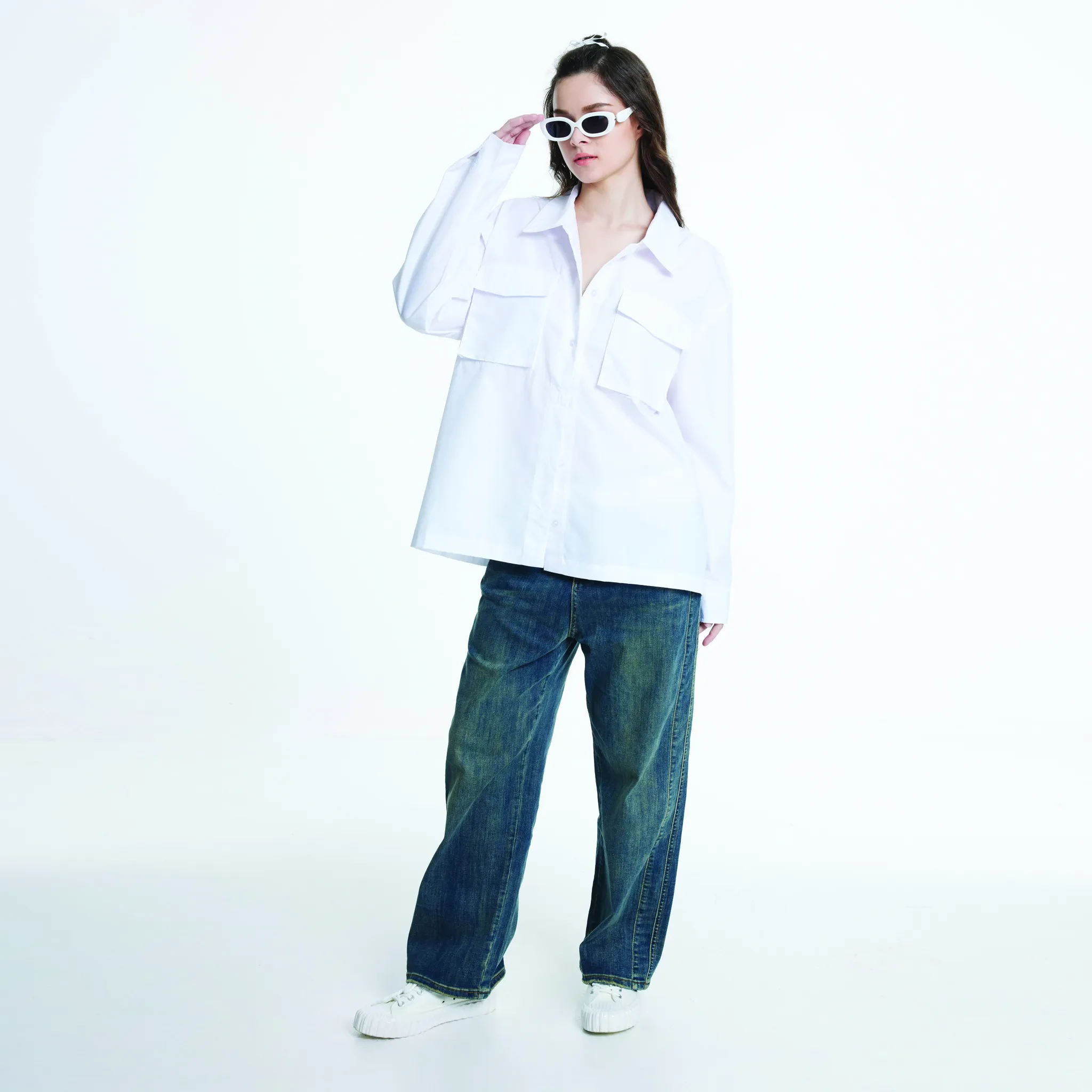 JL X MAG OVERSIZED SHIRT - WHITE