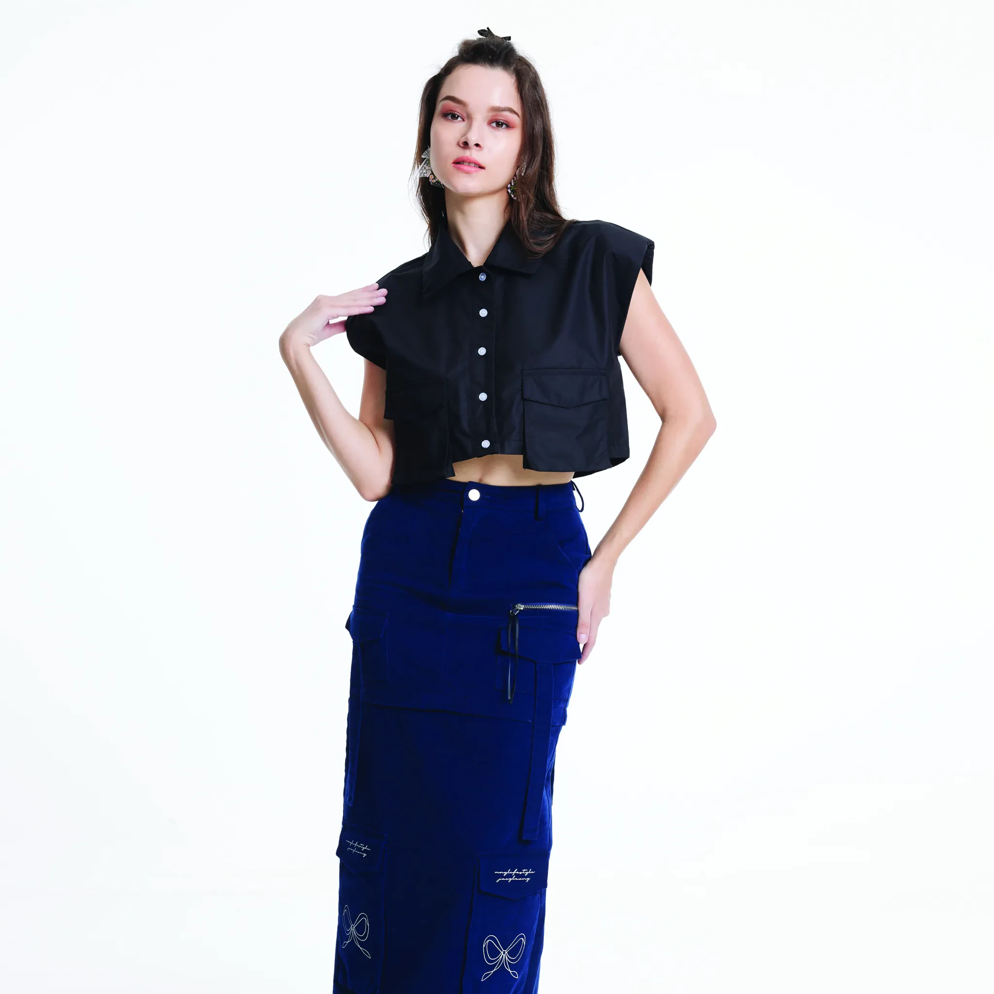 JLXMAG CROP SHIRT - BLACK