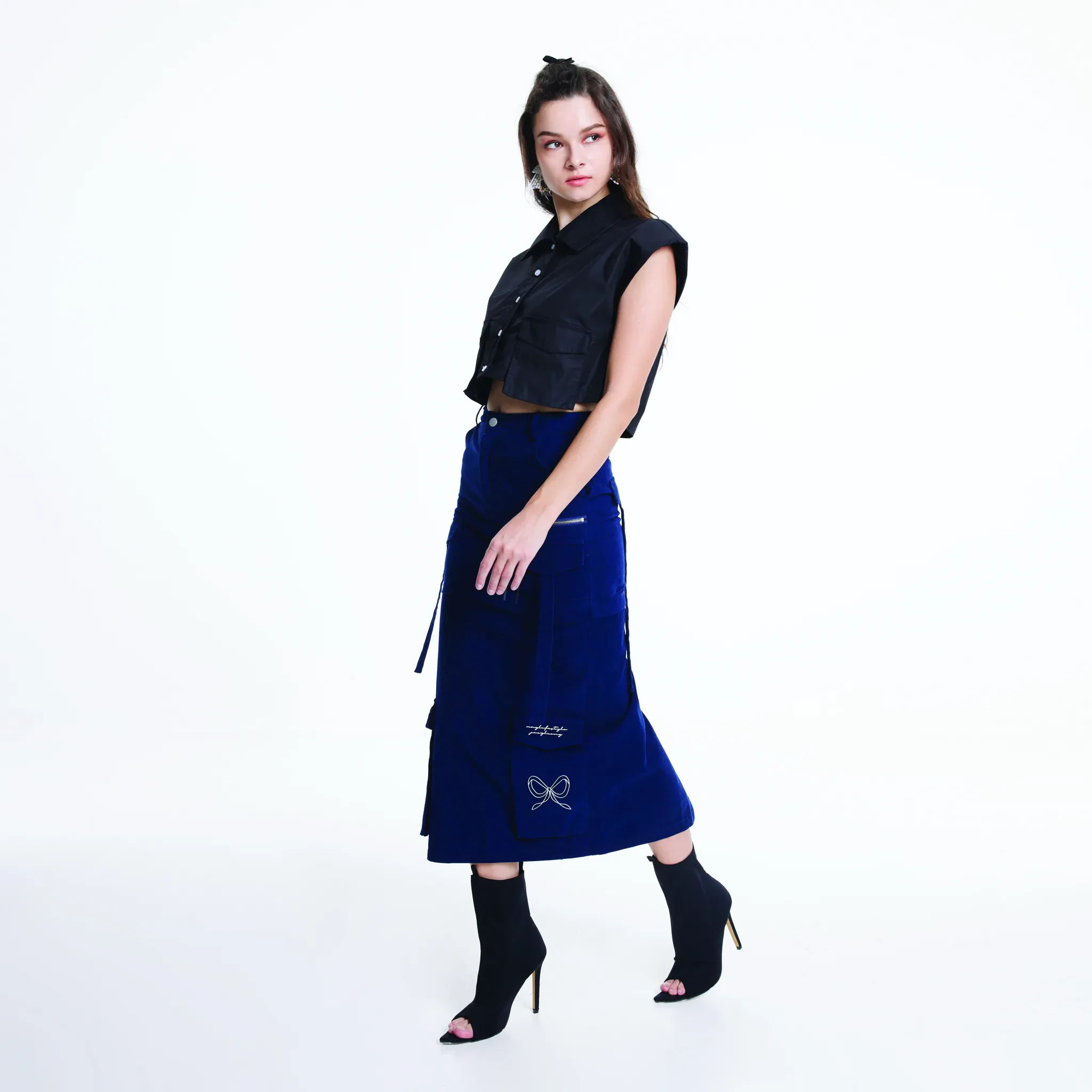 JLXMAG CROP SHIRT - BLACK