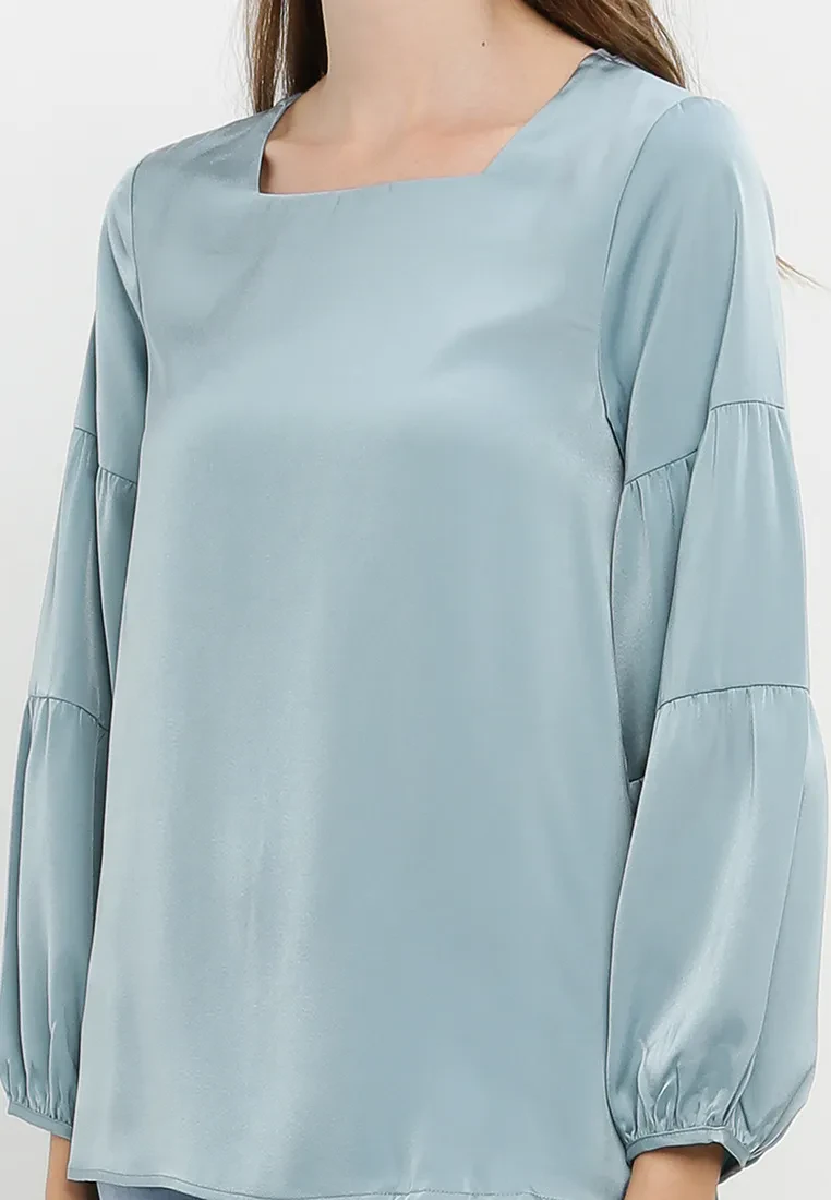 SQUARE NECK SATIN BLOUSE IN BLUE