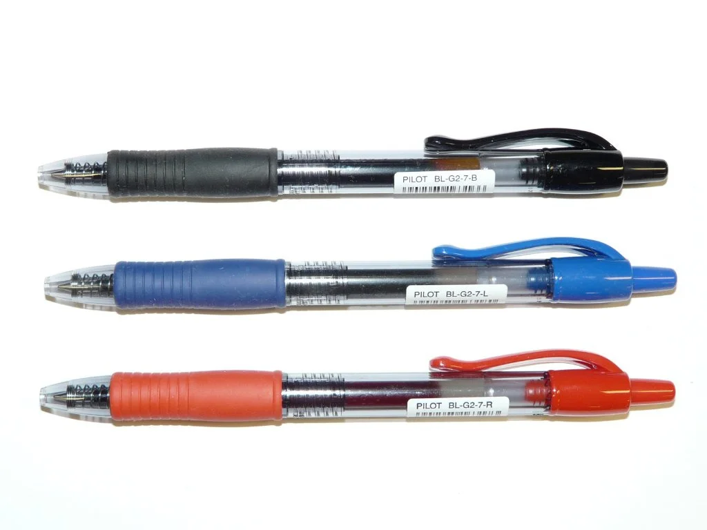 [VARIOUS COLOURS] PILOT G2 GEL PEN 0.7MM