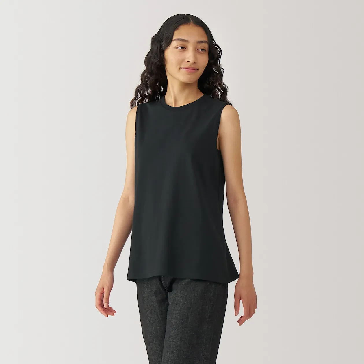 ANTI-SWEAT STAIN SLEEVELESS T-SHIRT - BLACK