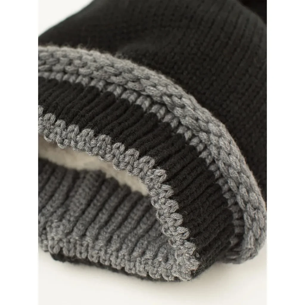 WINTER TIME LADIES KNITTED HAT
