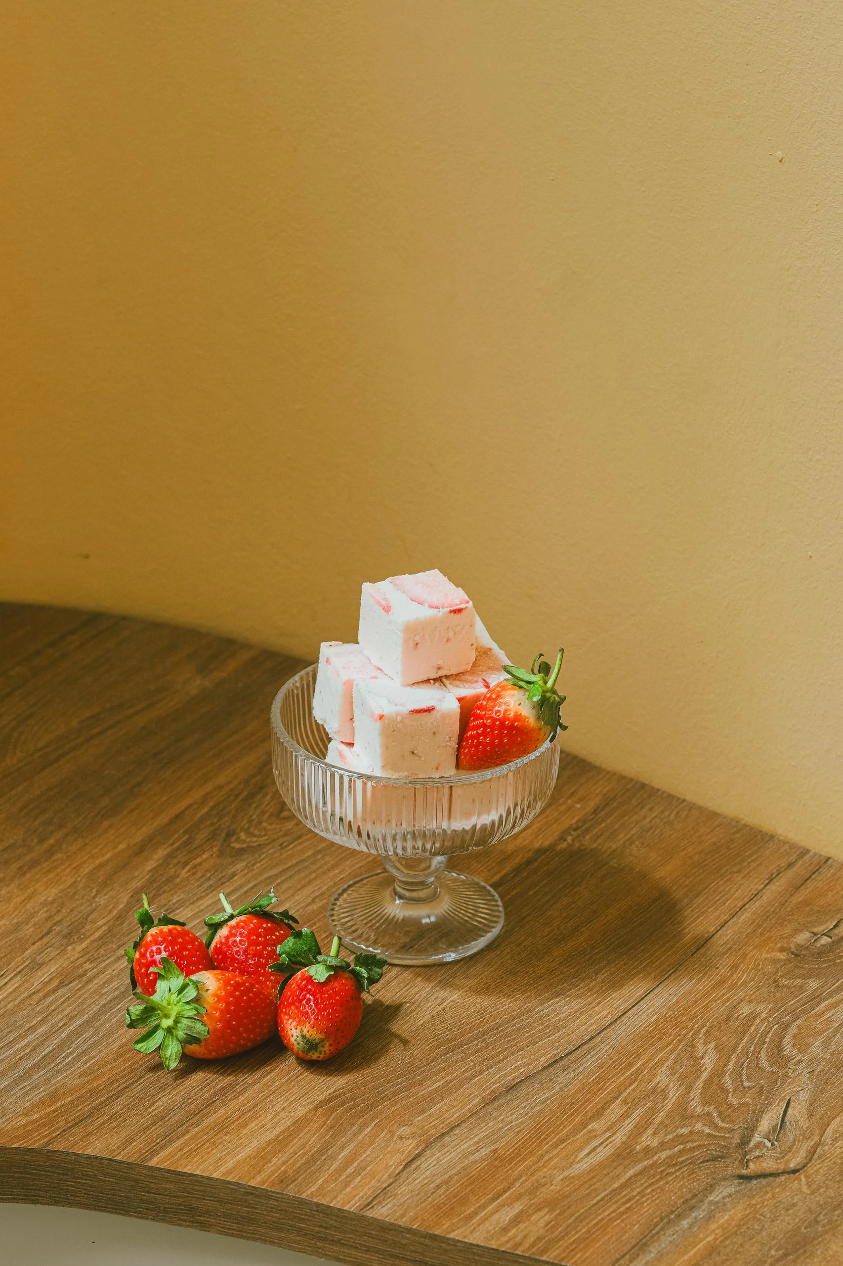 [6 CUBES] FROZEN YOGURT ICE CREAM CUBE