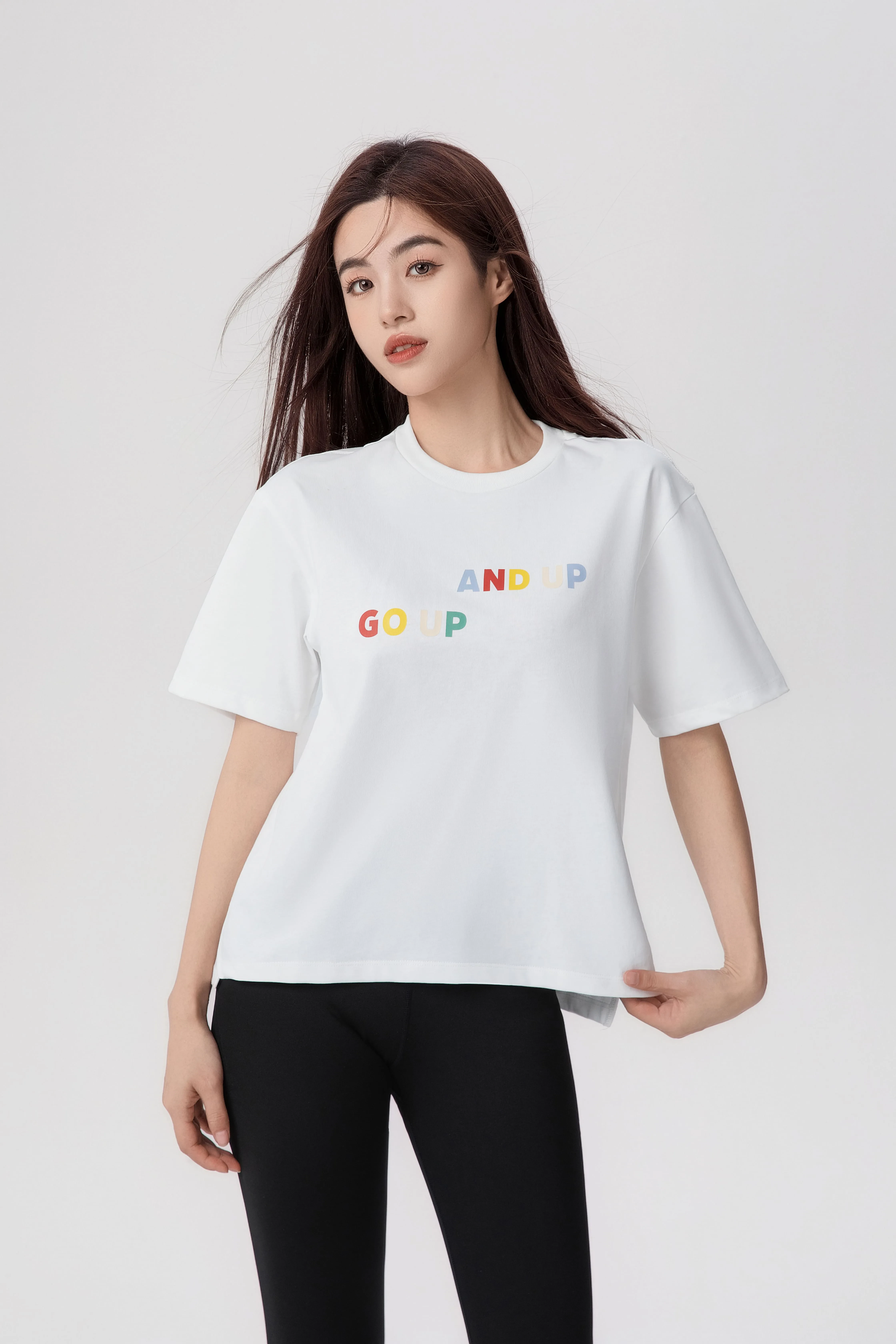 CNY'25 EDITION SNAKE AND LADDER PRINT WOMEN'S BOXY CROPPED TEE