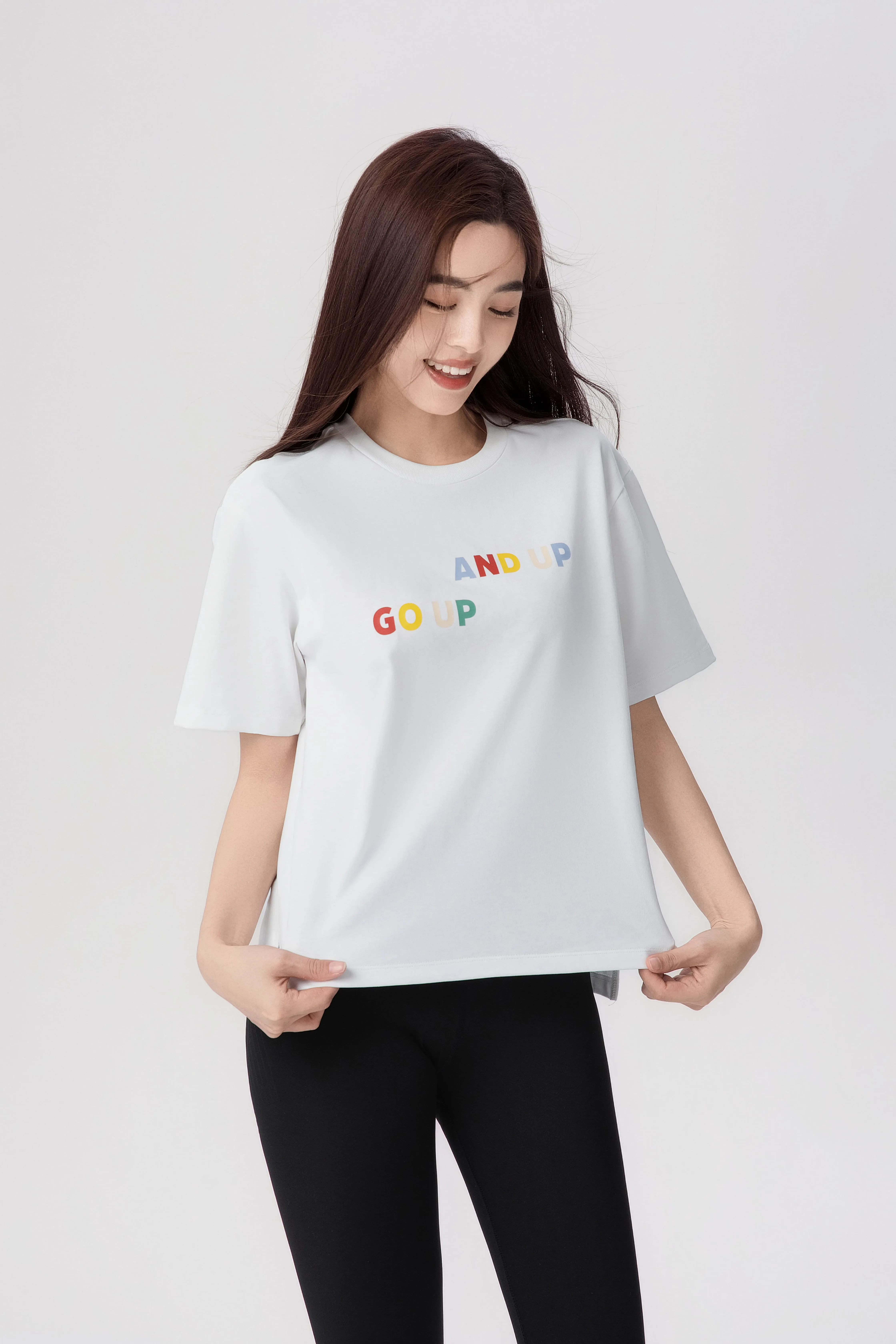 CNY'25 EDITION SNAKE AND LADDER PRINT WOMEN'S BOXY CROPPED TEE