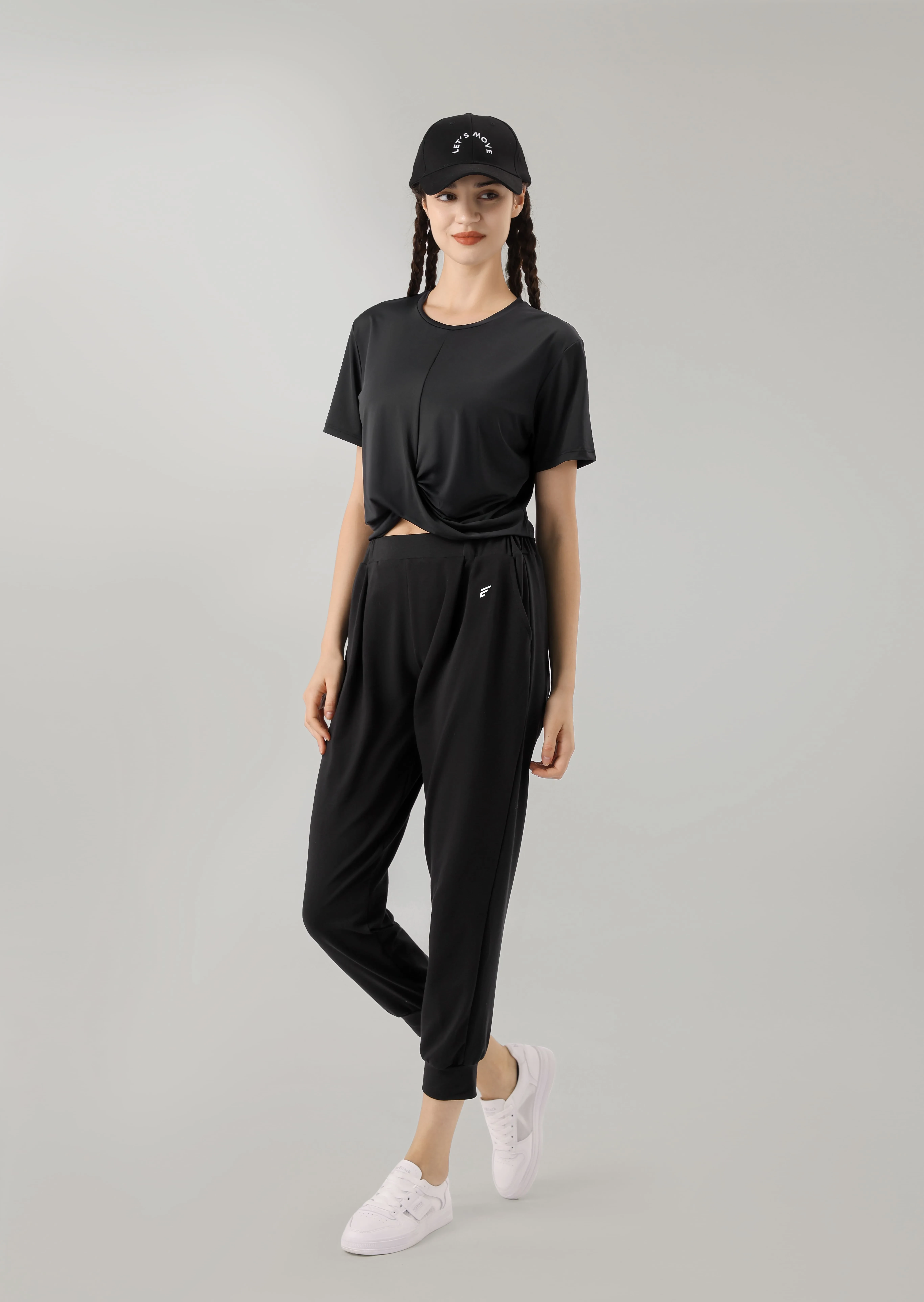 ARTLETES BASIC COOLTOUCH TWISTED FRONT CROPPED TEE