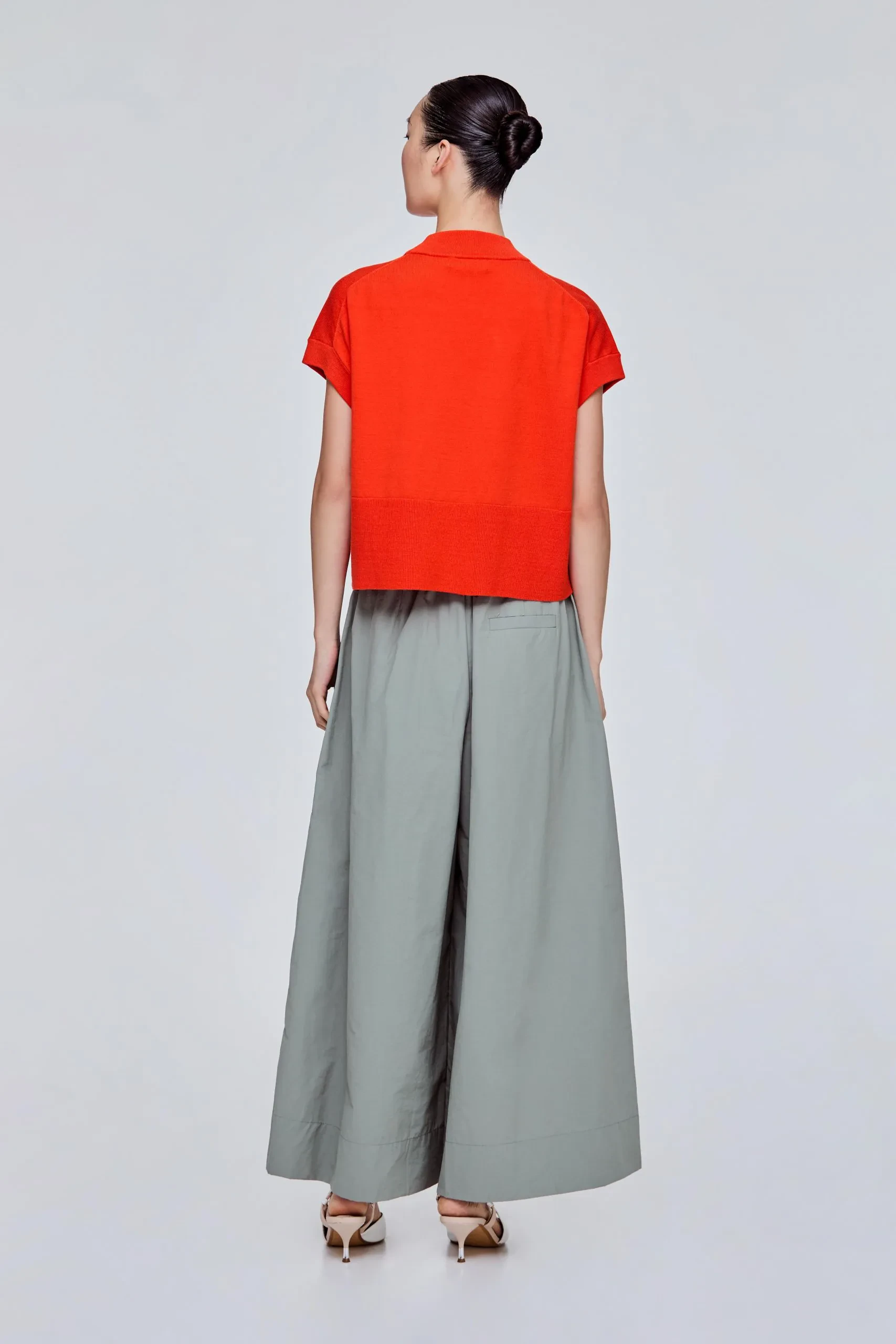 MAGYAR CUT KNIT TOP