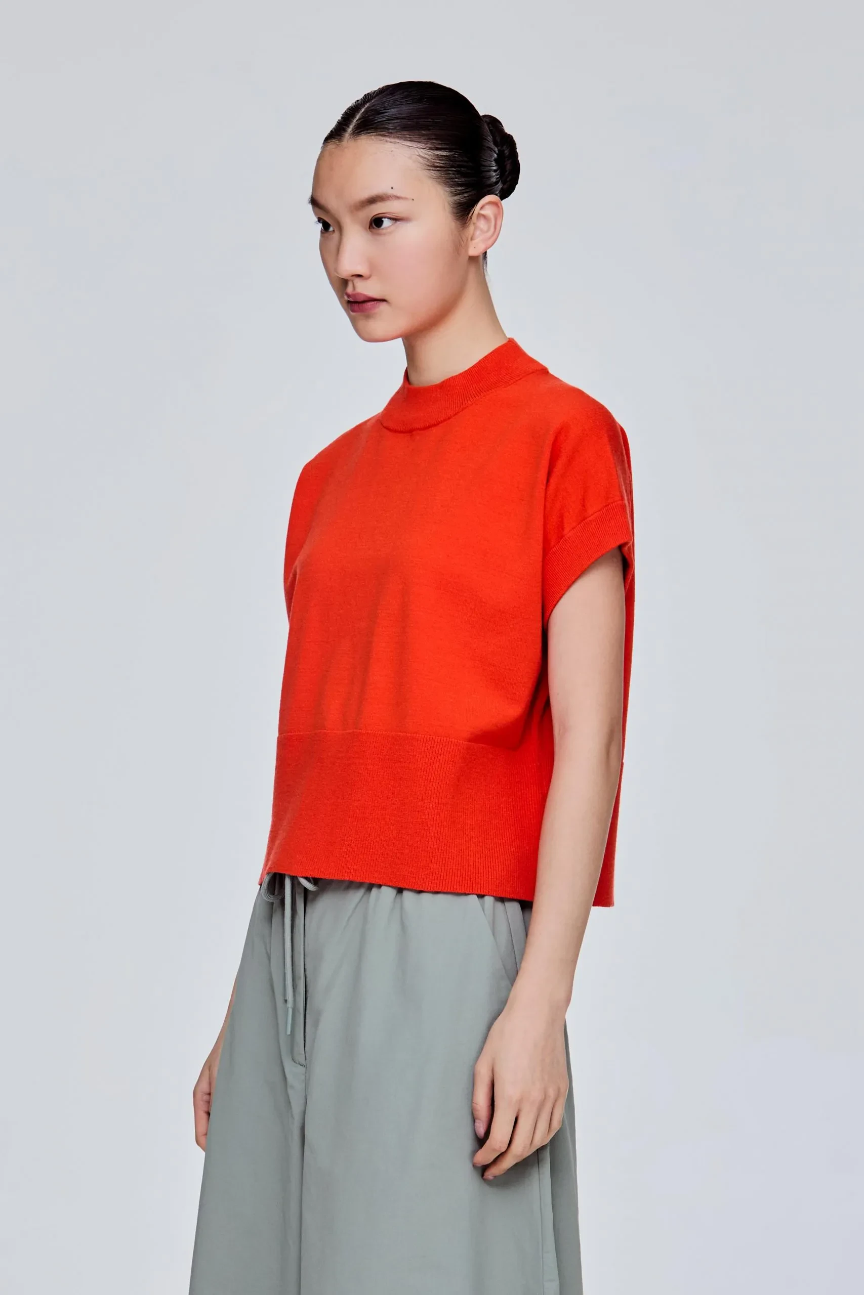 MAGYAR CUT KNIT TOP