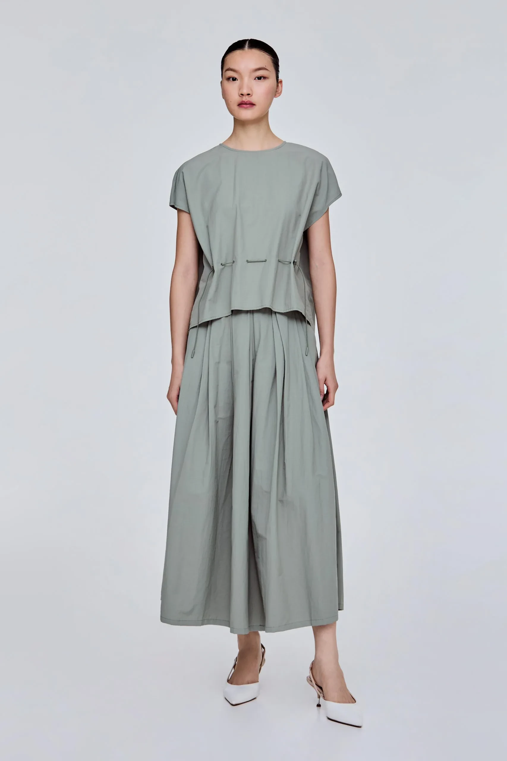 DRAWSTRING DETAILED MAGYAR TOP