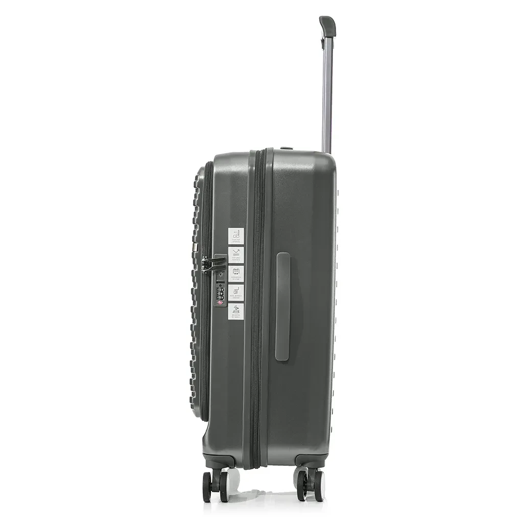 [B105] BARRY SMITH HARD CASE 24"