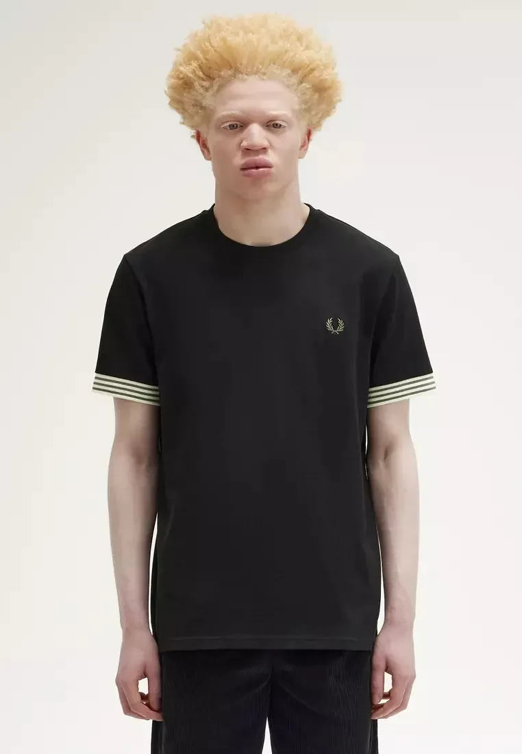 STRIPED CUFF T-SHIRT - BLACK