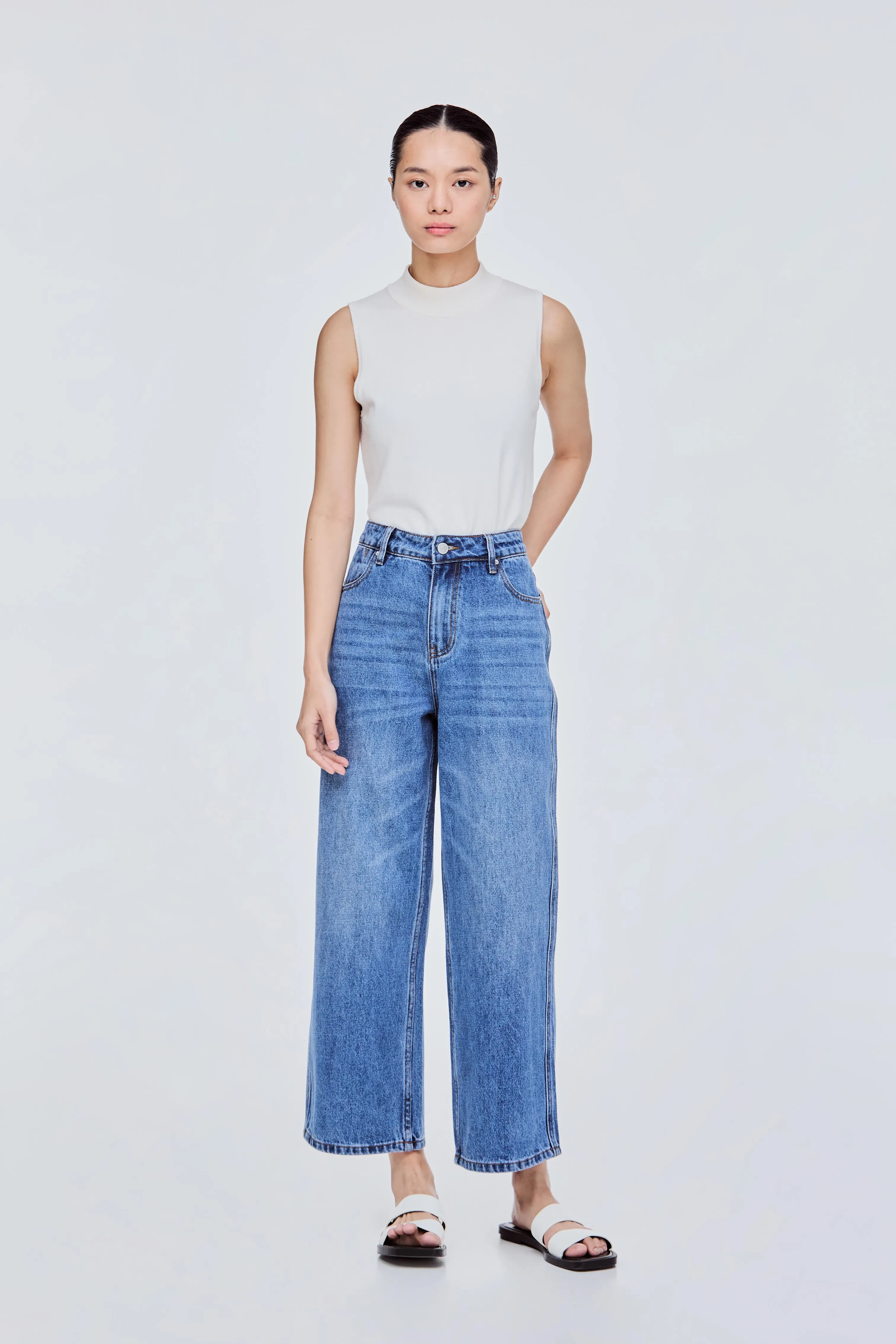 STRAIGHT CUT JEANS - DENIM BLUE