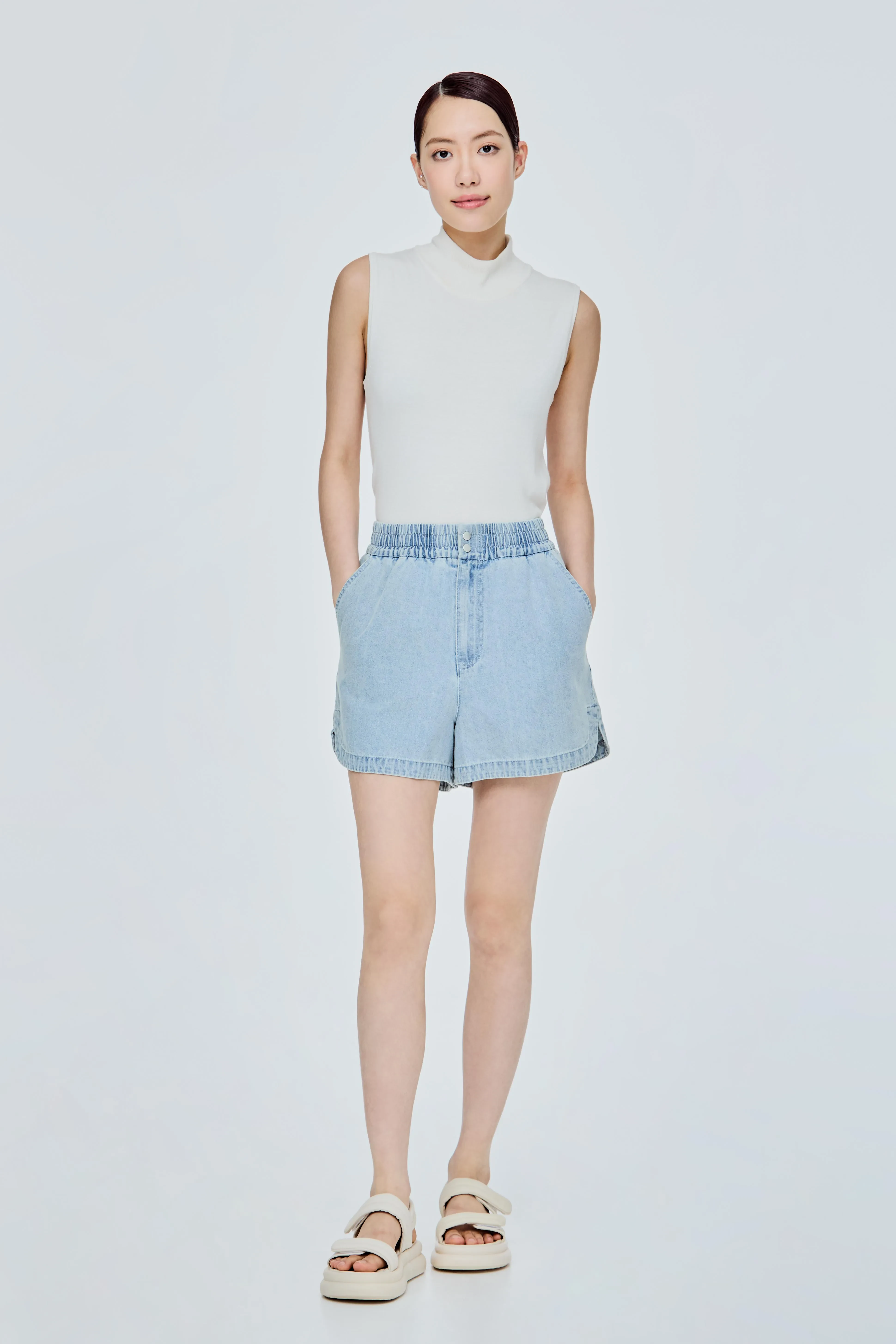 LOOSE FIT DENIM SHORTS - LIGHT DENIM