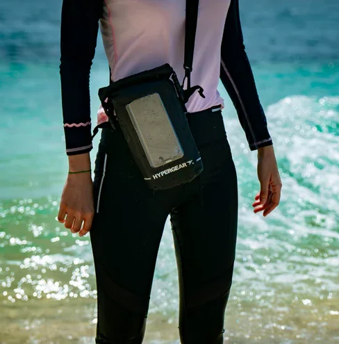 HYPERGEAR PHONE POUCH (IPX 6 WATERPROOF)