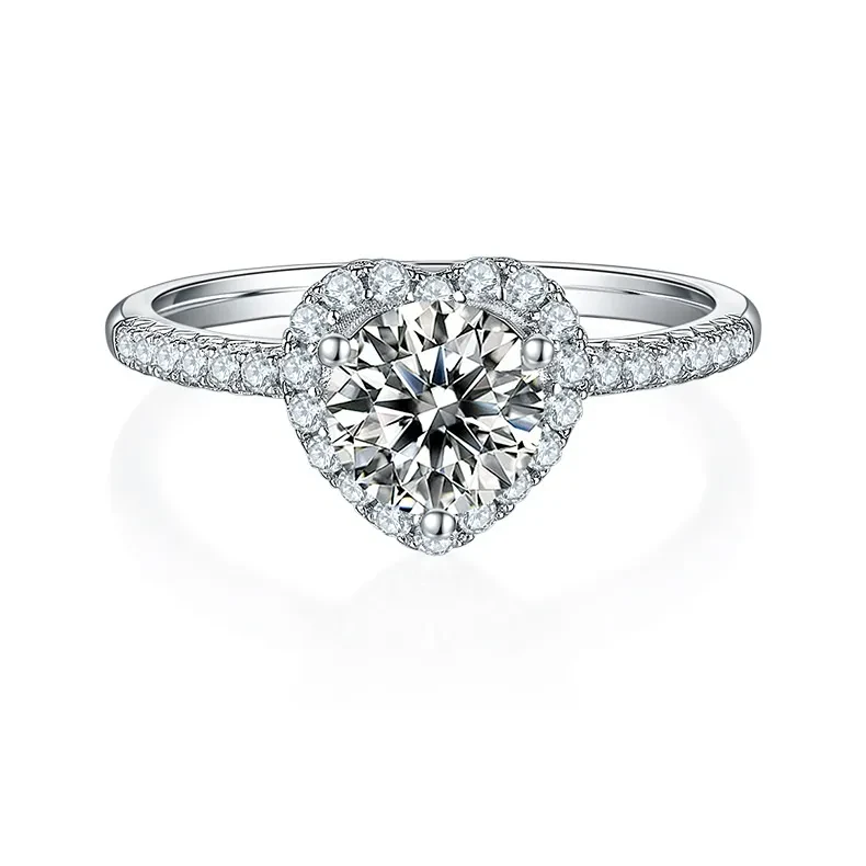 ETERNAL HEART MOISSANITE RING