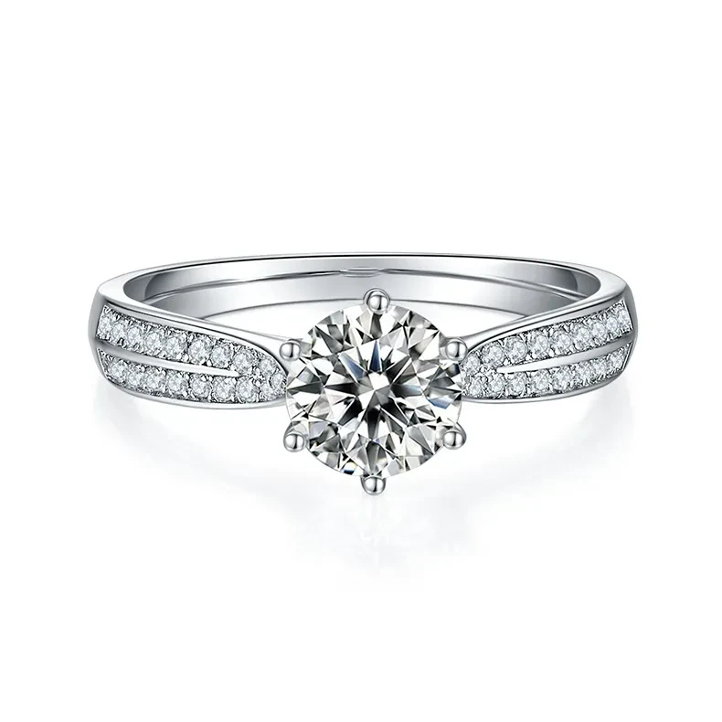 ETERNAL BRILLIANCE MOISSANITE RING