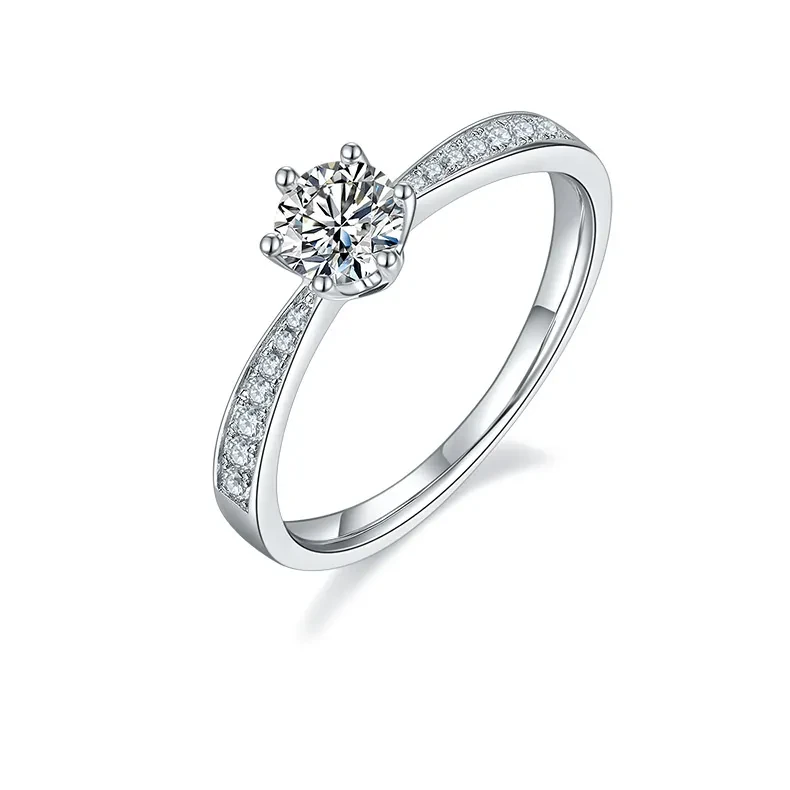 RADIANCE SOLITAIRE ELEGANCE RING