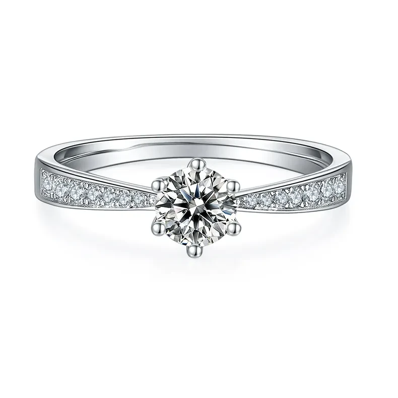RADIANCE SOLITAIRE ELEGANCE RING