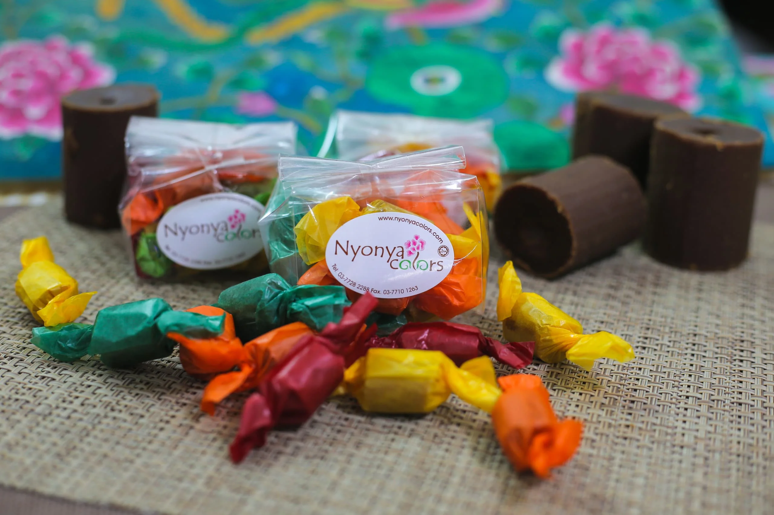 COCONUT SWEETS (PACK OF 8 PCS)