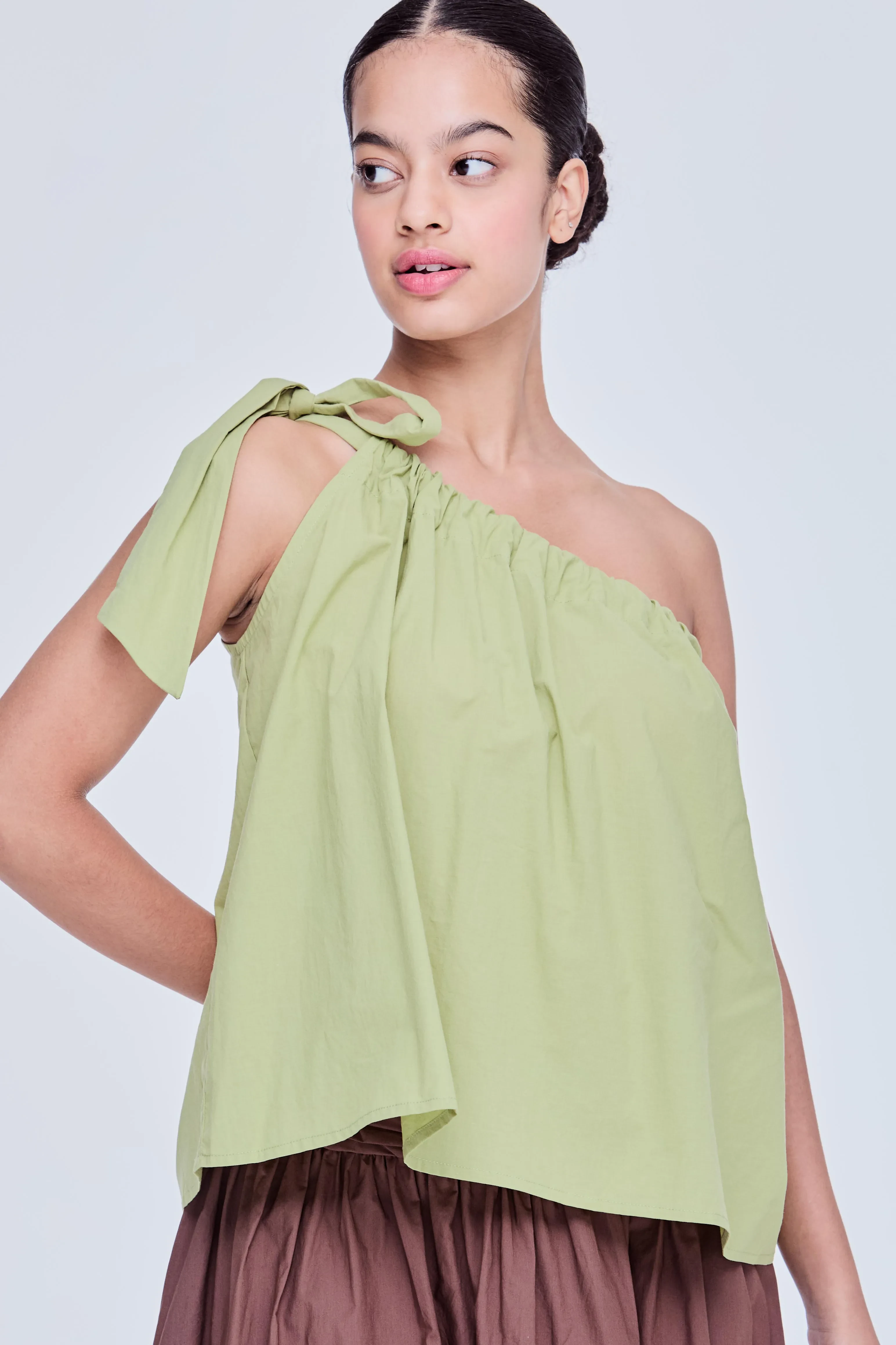 SELF TIE ASYMMETRICAL OFF SHOULDER TOP - OLIVE