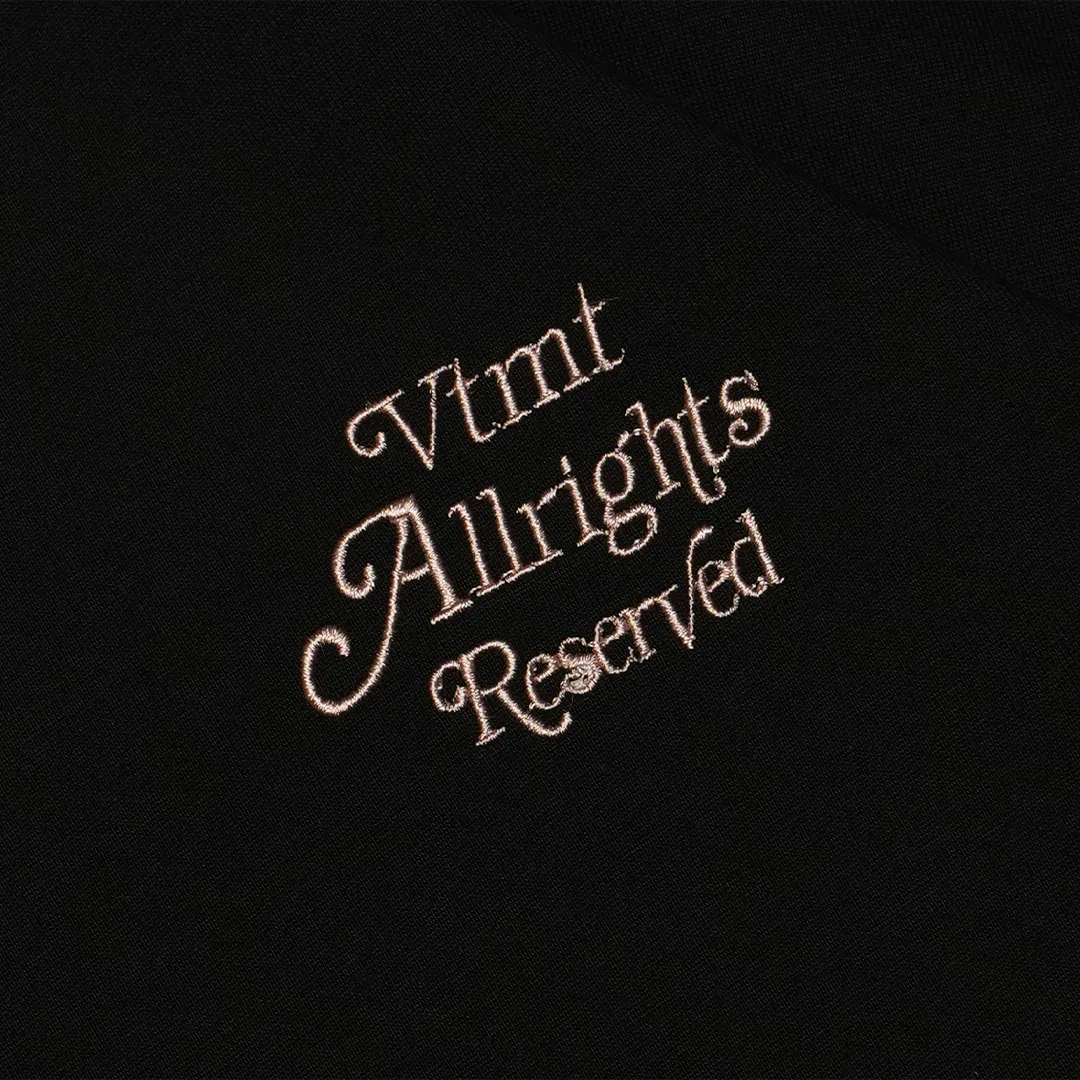 VAR TEE