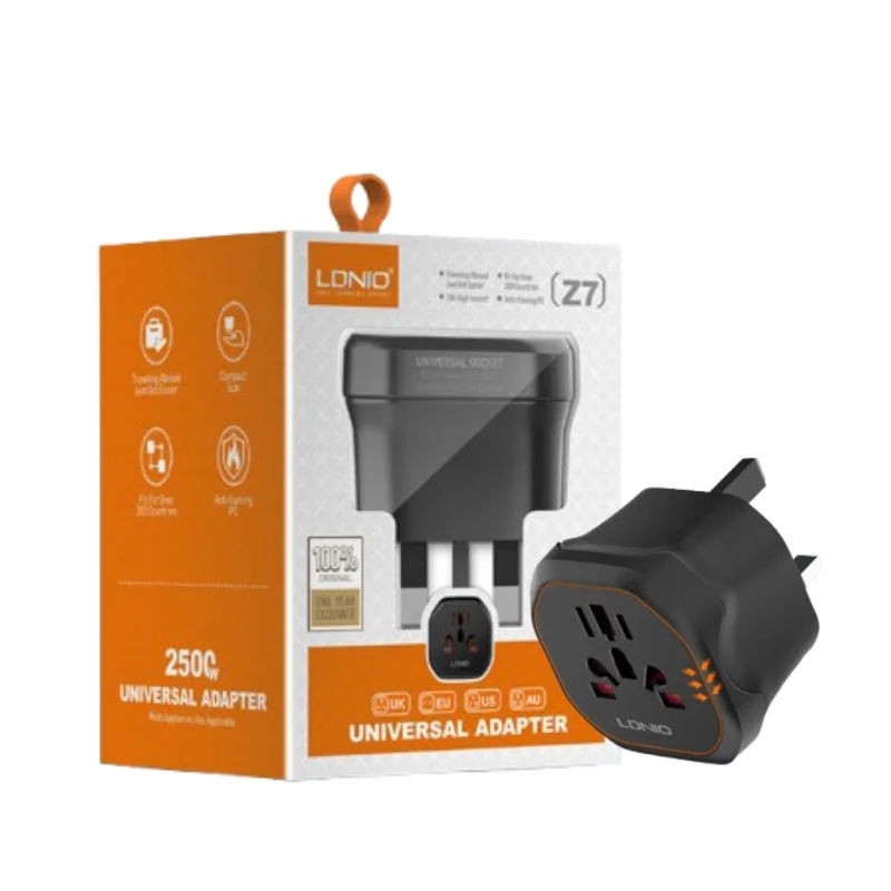 LDNIO Z7 TRAVEL UNIVERSAL ADAPTER