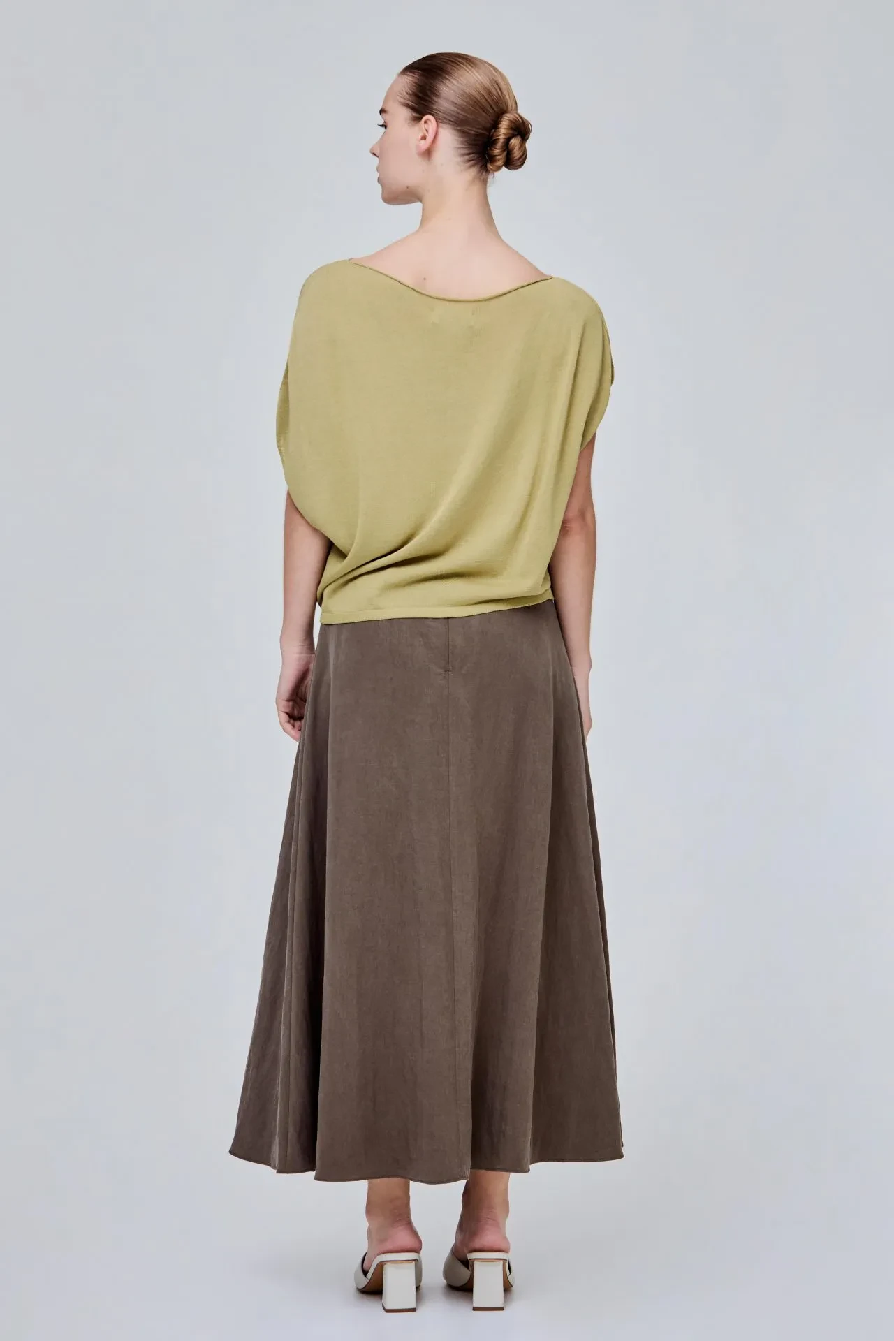 ASYMMETRICAL NECKLINED KNIT
