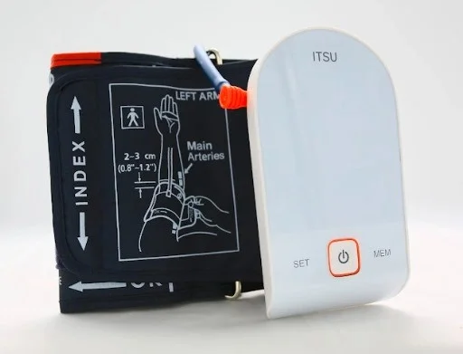 IBLOOD PRESSURE MONITOR