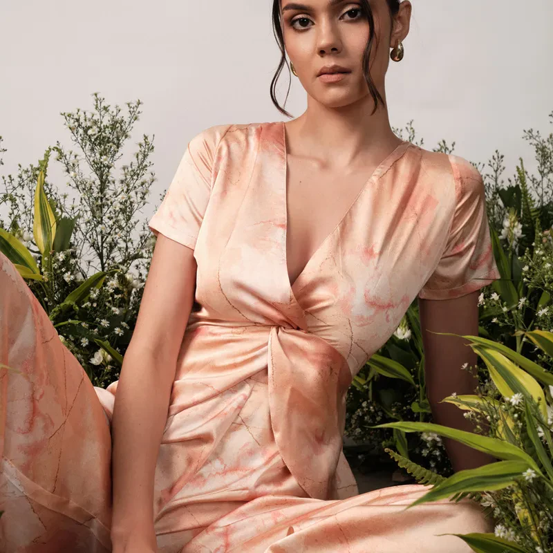 FRONT TWIST JUMPSUIT IN PRINT