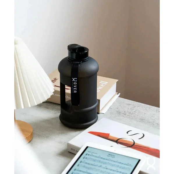 1.5 L OVERSIZED BOTTLE WITH FLIP CAP