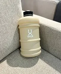 2.2 L OVERSIZED BOTTLE WITH FLIP CAP