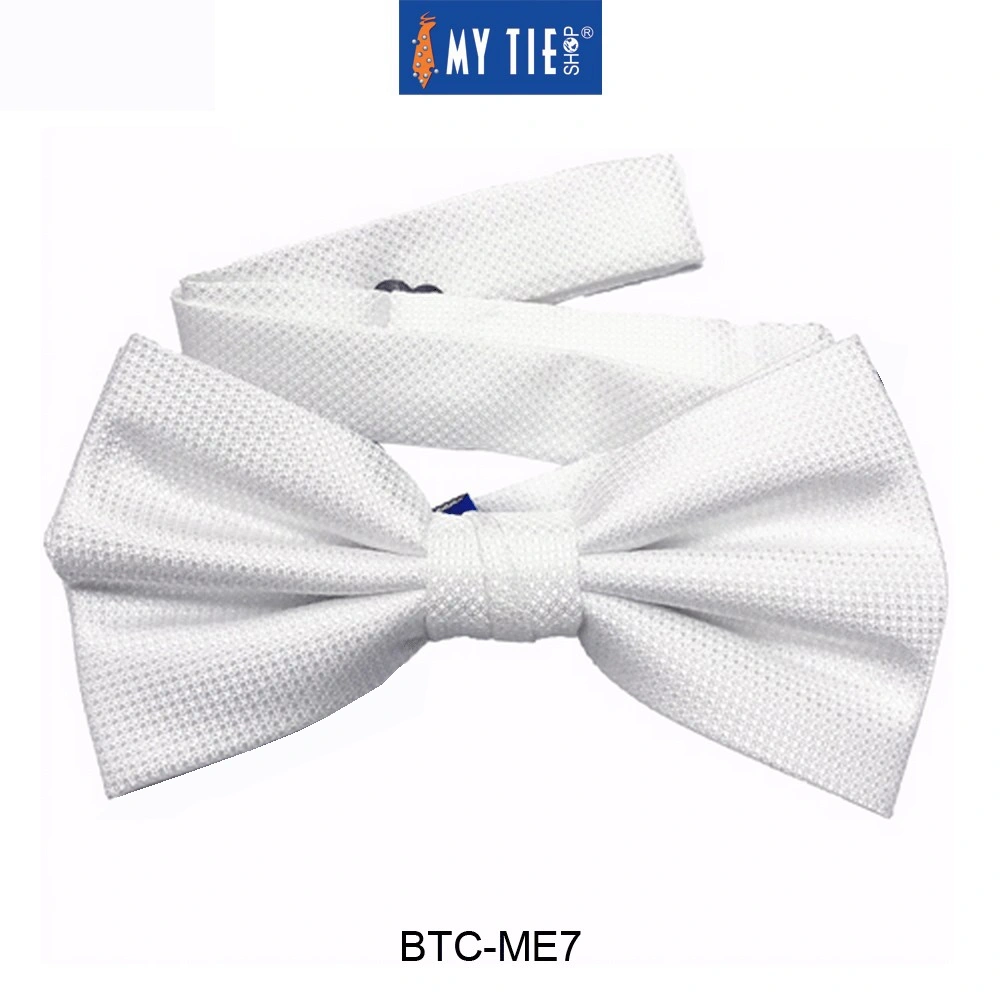 THE CLASSIC ELEGANCE MICROFIBER BOW TIE