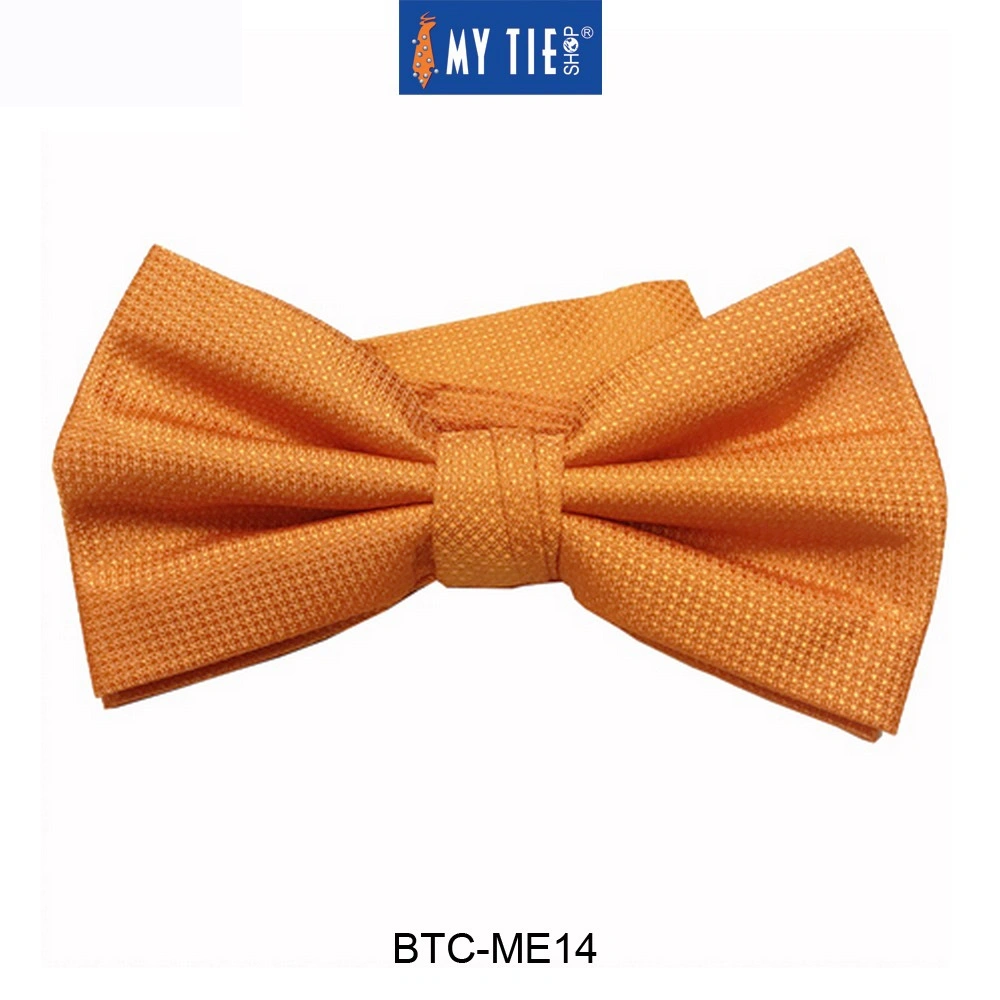 THE CLASSIC ELEGANCE MICROFIBER BOW TIE