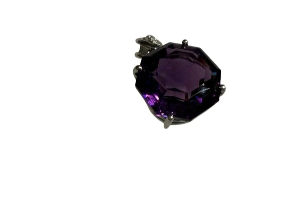 AMETHYST OCTAGON PENDANT