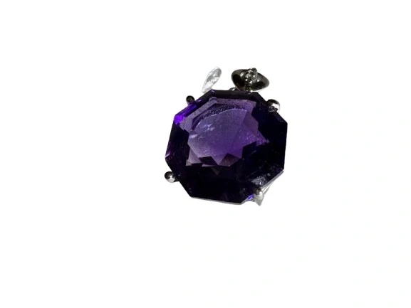 AMETHYST OCTAGON PENDANT