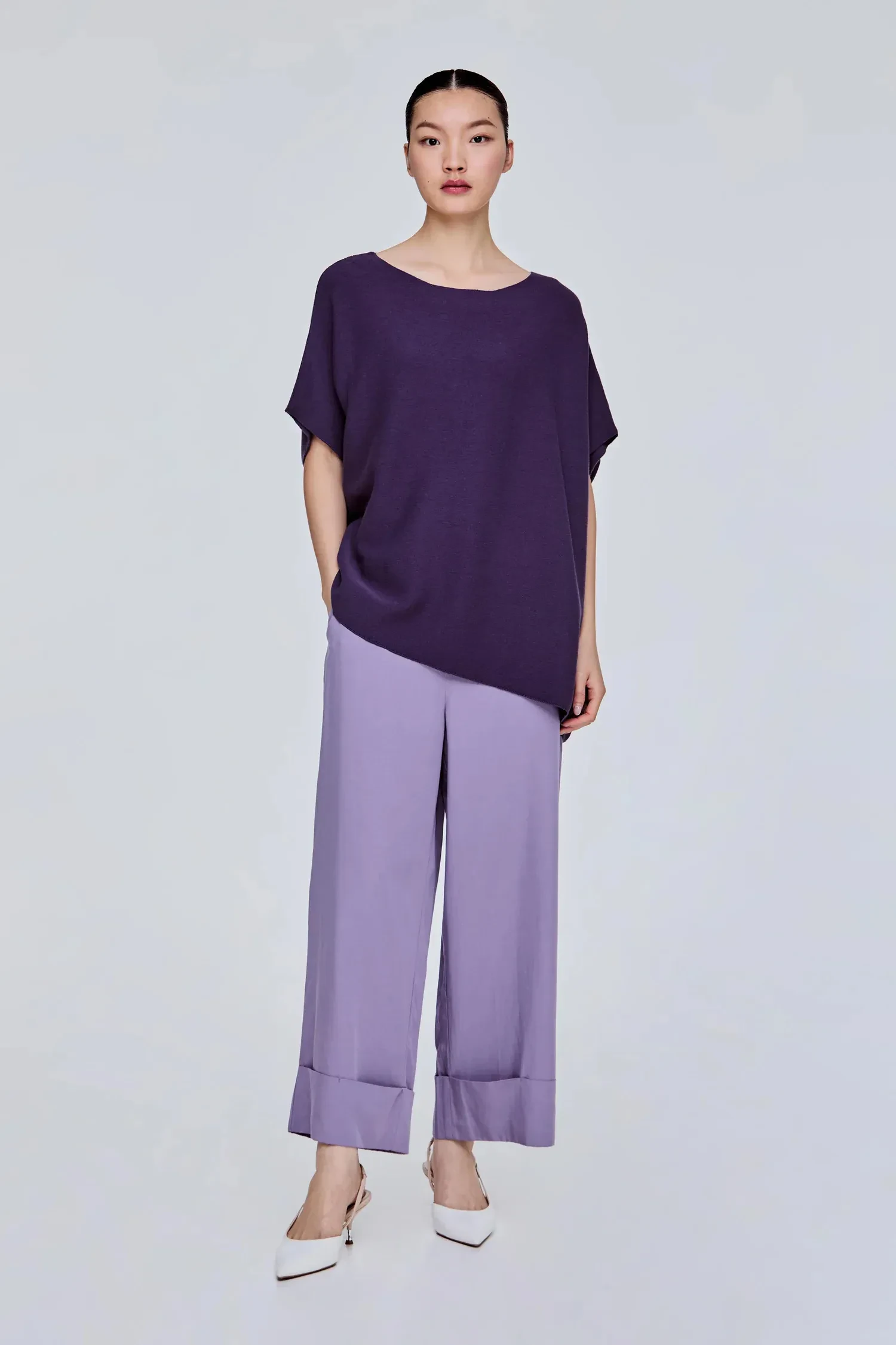 ASYMMETRICAL HEM MAGYAR SLEEVE KNIT
