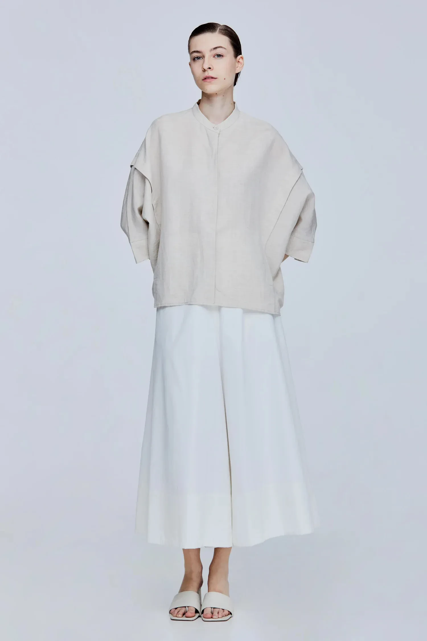 PLEATS DETAILED MAGYAR BLOUSE
