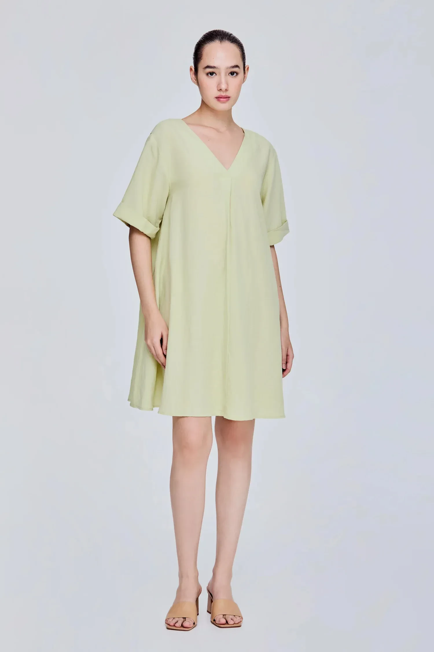 FLOWY LINEN DRESS