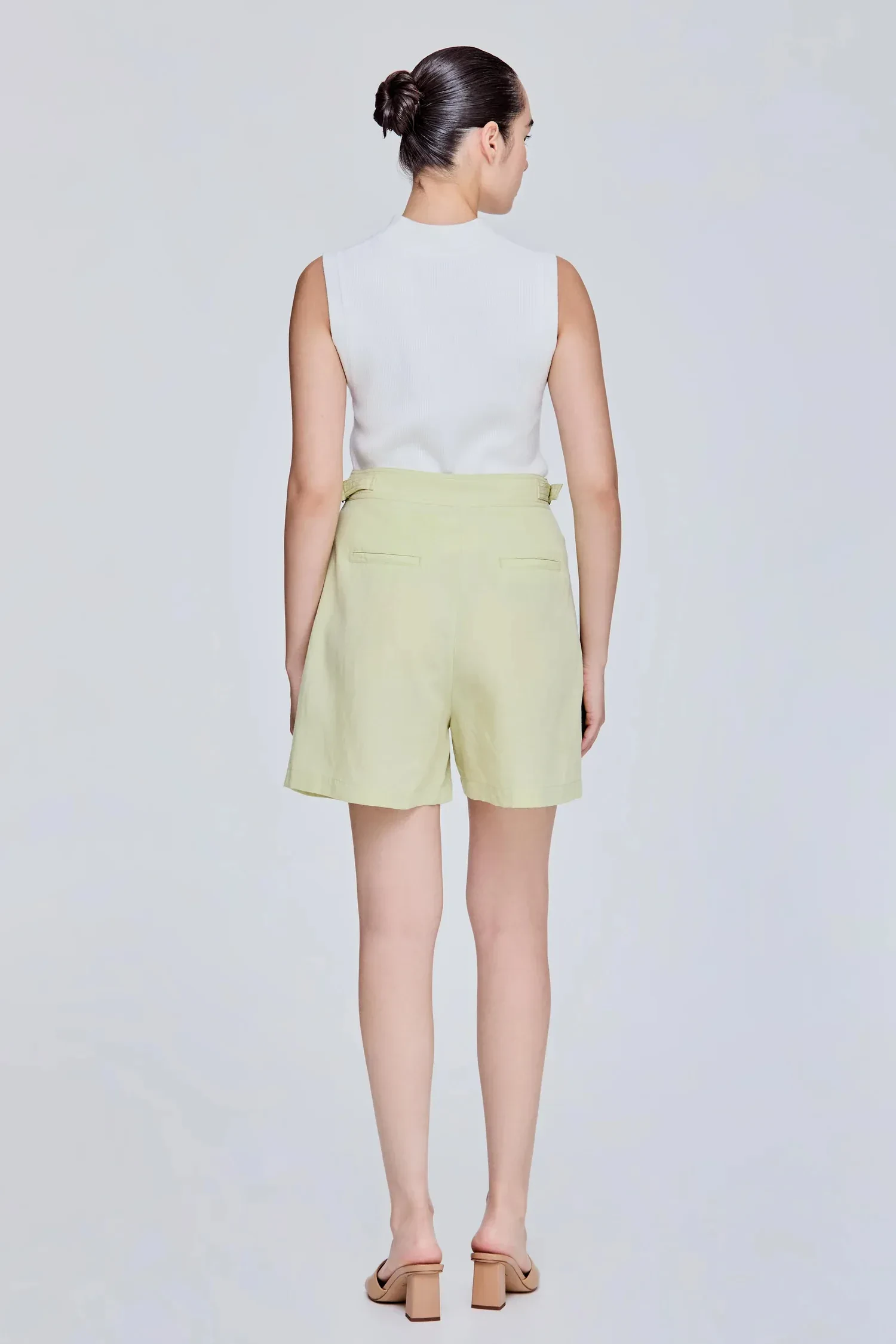 TAB DETAILED SHORTS