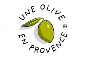 UNE OLIVE EN PROVENCE